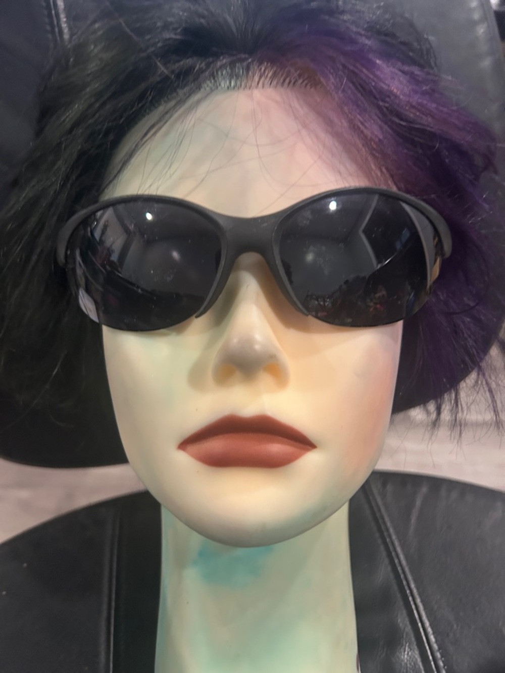Women's Black Sport Sunglasses - Sleek UV Shield